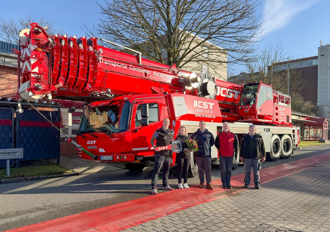 Grove GMK5200-1 all-terrain crane delivered to German crane rental company CST Transporte