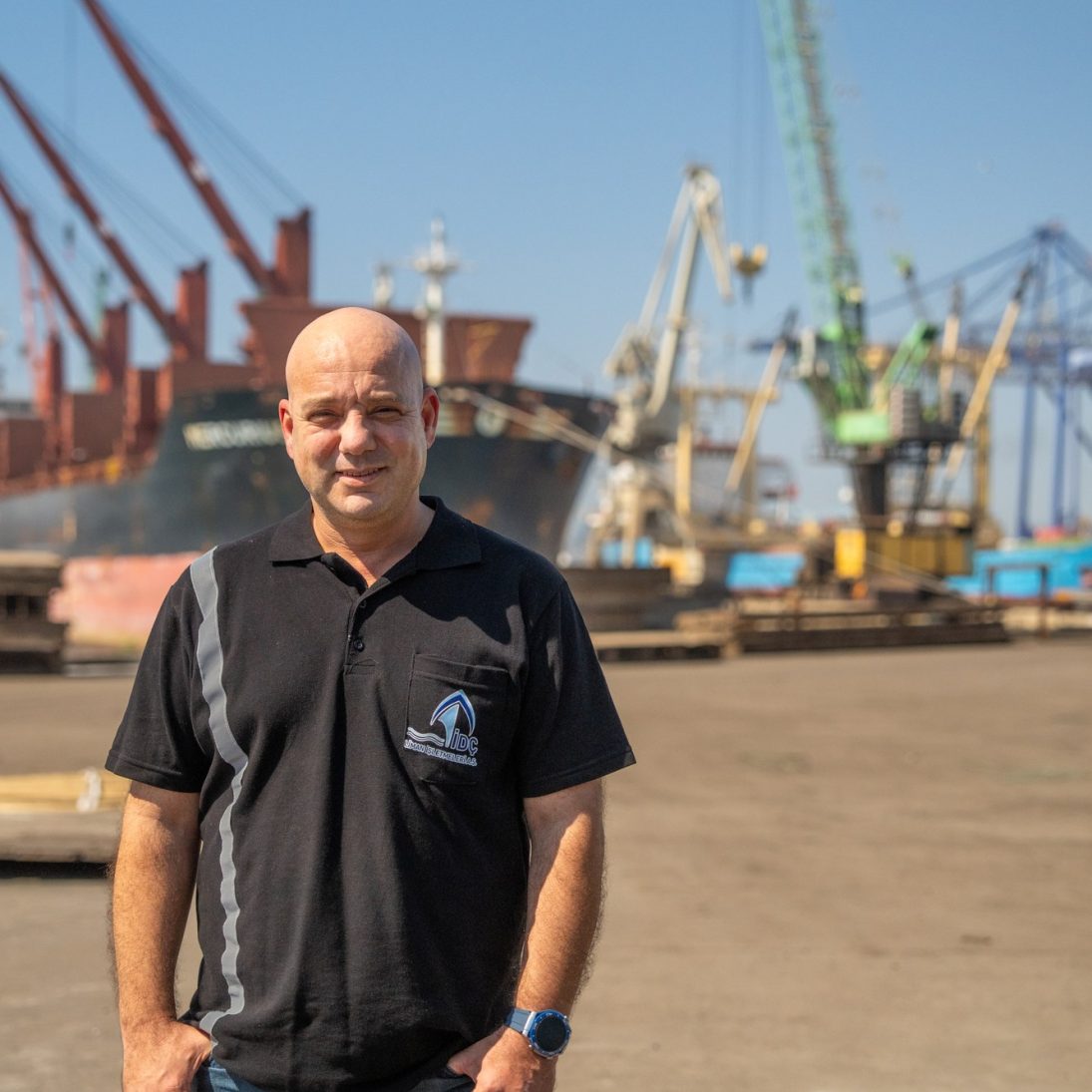 Sennebogen 880 EQ Balancer converted from diesel to electric drive at İDÇ Liman