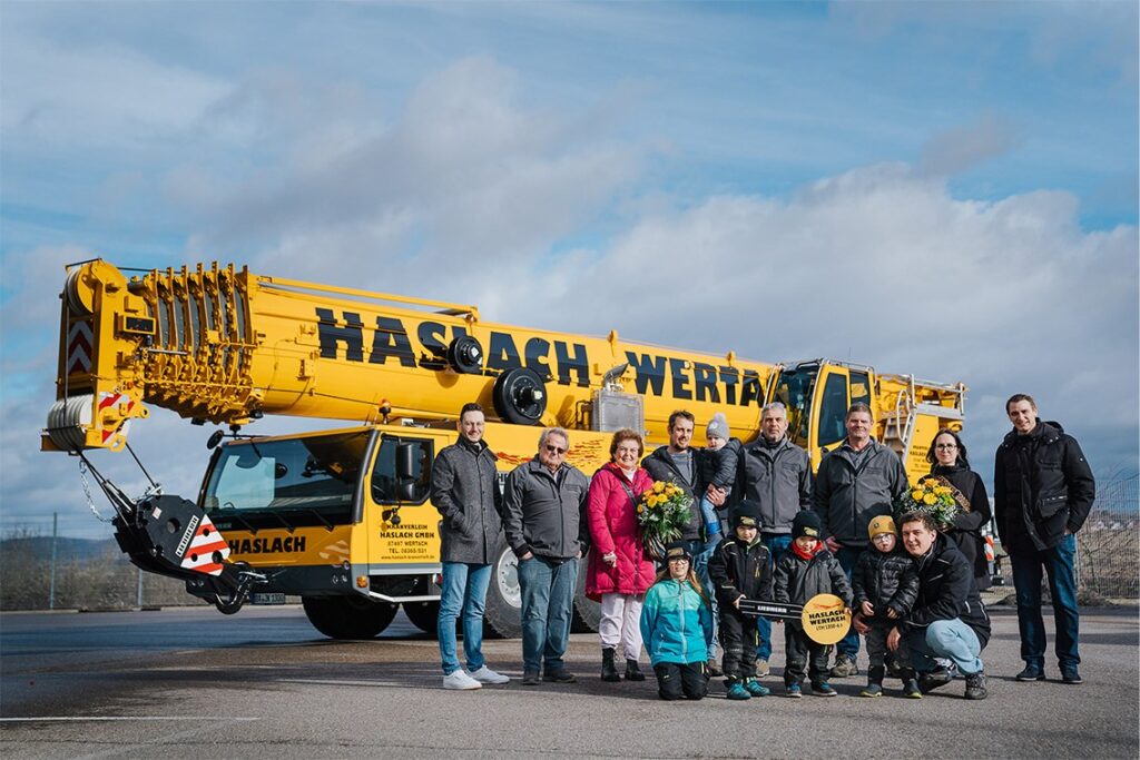 Liebherr LTM 1300-6.3 mobile crane in the colours of Kranverleih Haslach GmbH