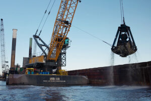Liebherr HS 8300.1 duty cycle crawler crane overhauled for Matthews Brothers Dredging