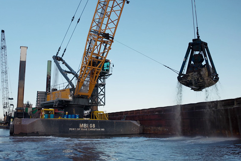 Liebherr HS 8300.1 duty cycle crawler crane overhauled for Matthews Brothers Dredging