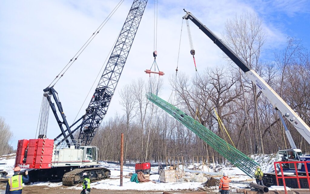 Link-Belt 238 HSL crawler crane setting bridge girders near Minneapolis