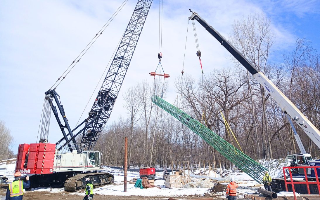 Link-Belt 238 HSL crawler crane setting bridge girders near Minneapolis