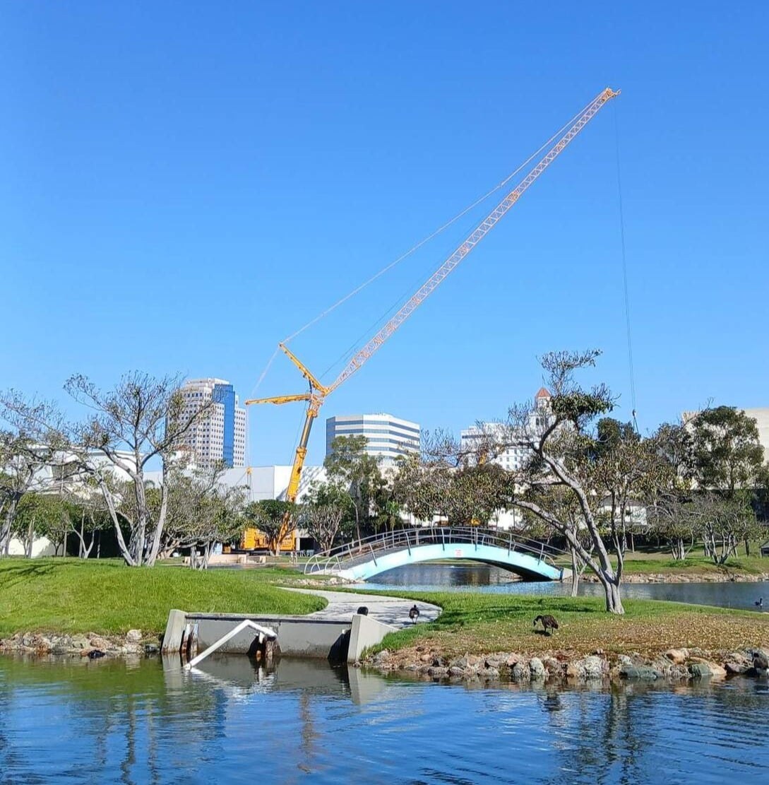 Maxim Crane Works all-terrain crane rigged for the Long Beach Convention Center roof unit replacement