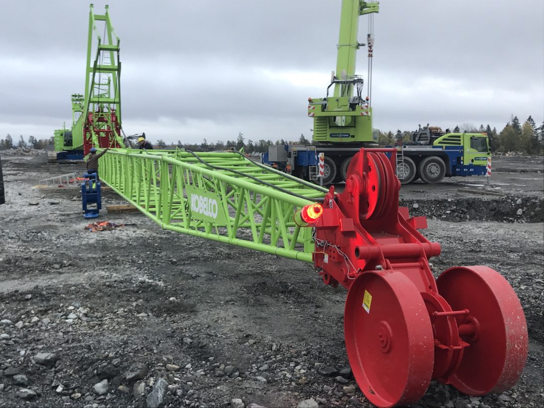 Nordic Crane's Kobelco CKE1350G-2 lifting precast concrete elements in Oslo