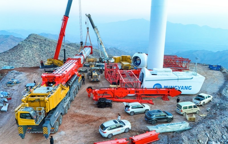 SANY SAC40000T all-terrain crane rigged for the first nacelle lift at the 200 MW wind power project in Gansu