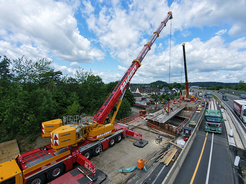 Liebherr LTM 1400-6.1 mobile crane of the Salgert Group