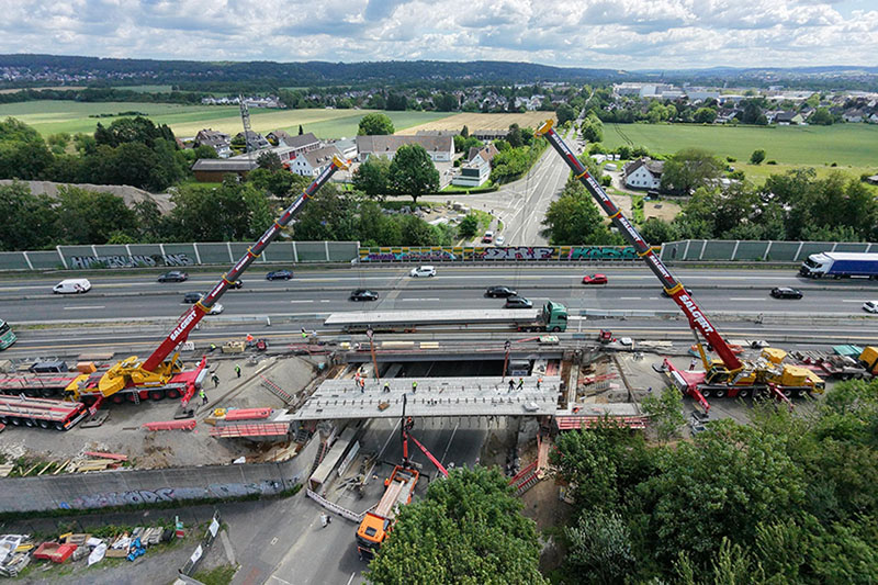 Liebherr LTM 1400-6.1 mobile crane of the Salgert Group