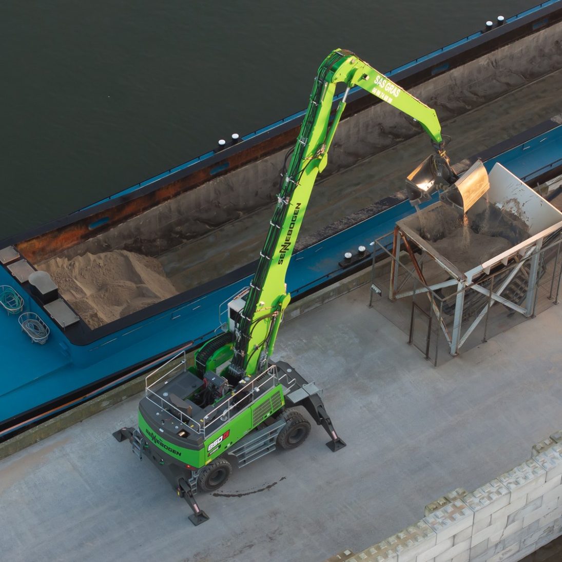 Société Gras material handling fleet at work on the waterway in Pas-de-Calais