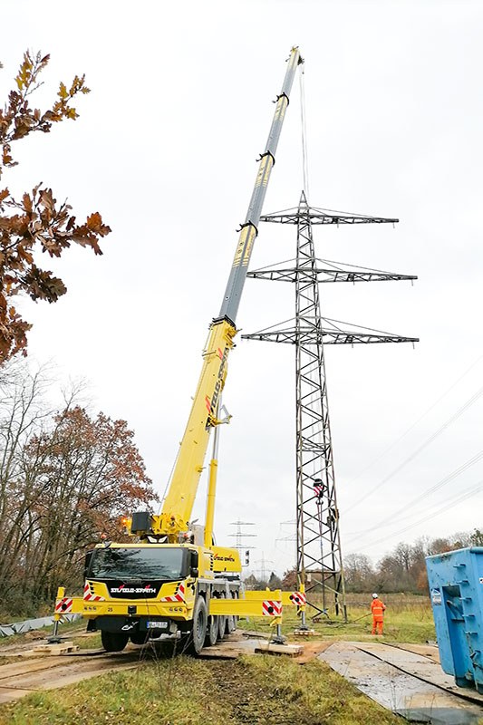 Liebherr LTM 1110-5.2 with LICCON3 control system in Stützle-Späth livery