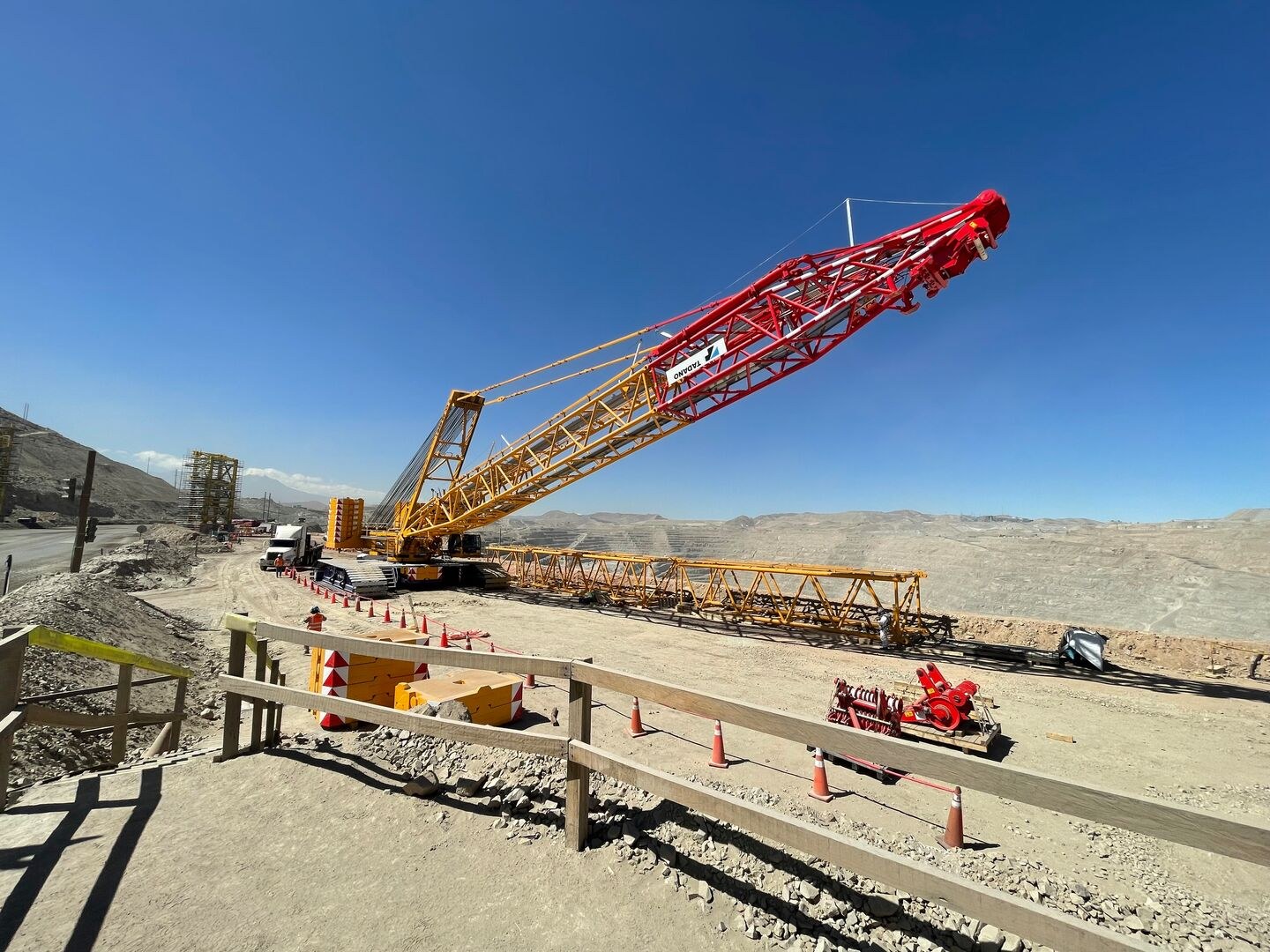 Tadano CC 38.650-1 during boom assembly on the access road at Cerro Verde