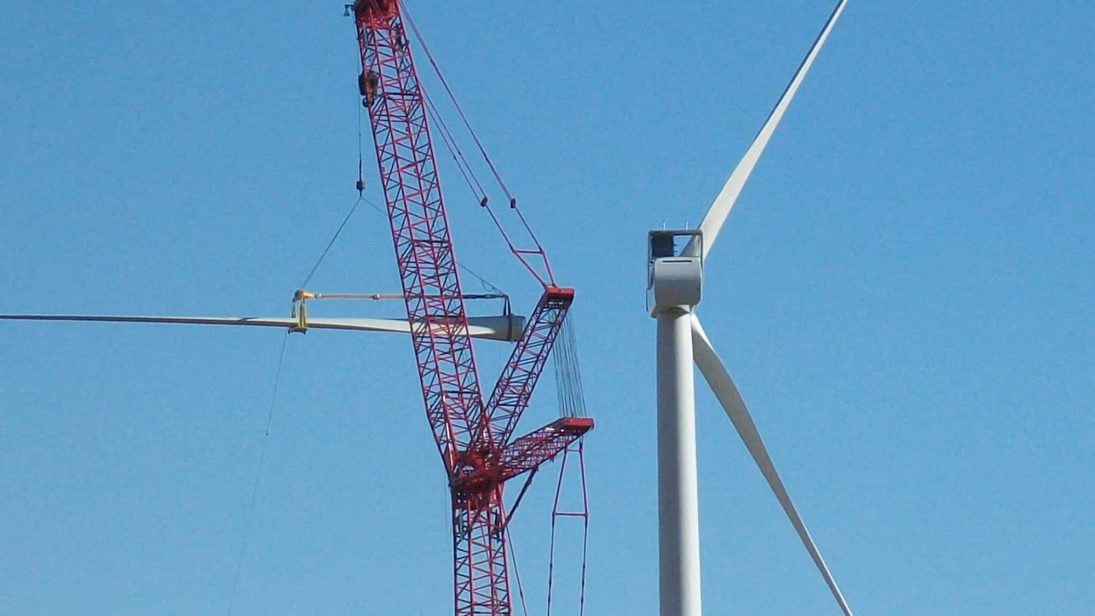 Crawler crane working on turbine erection at the Caney River wind farm in Kansas
