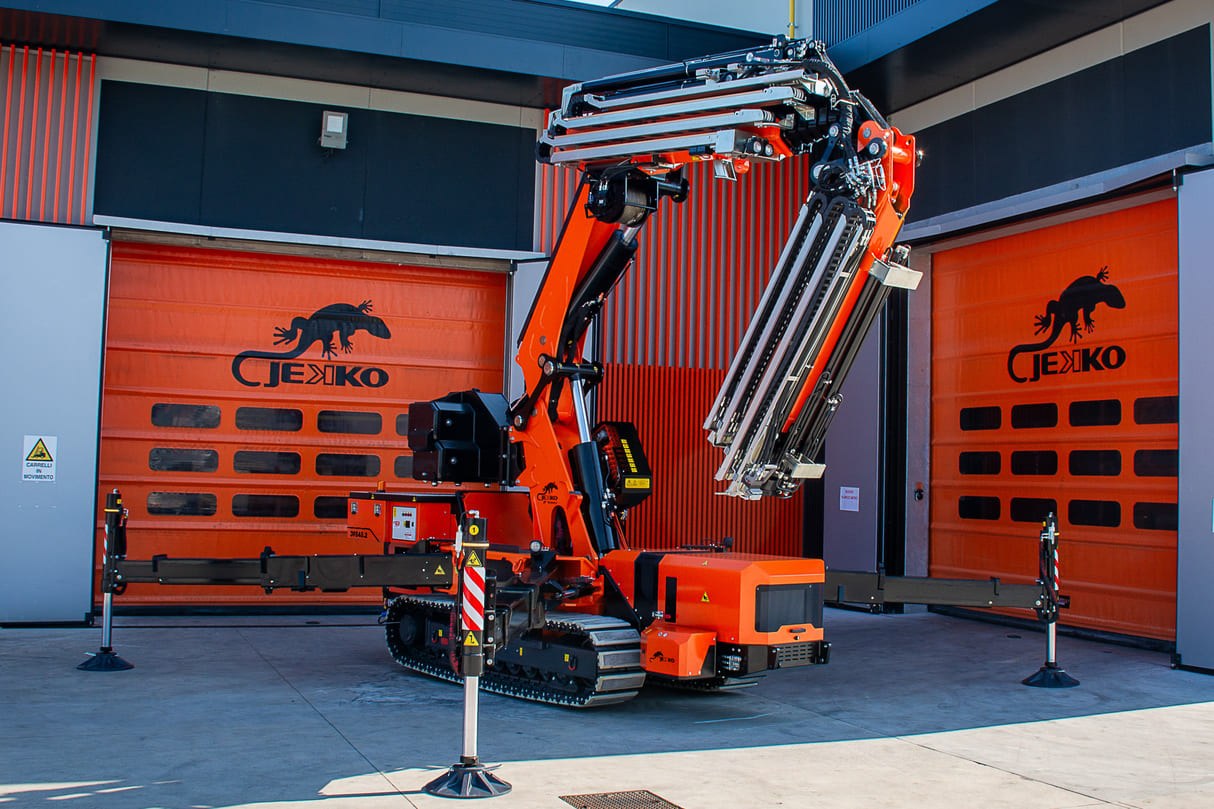 Jekko JF545.2 articulated crawler crane