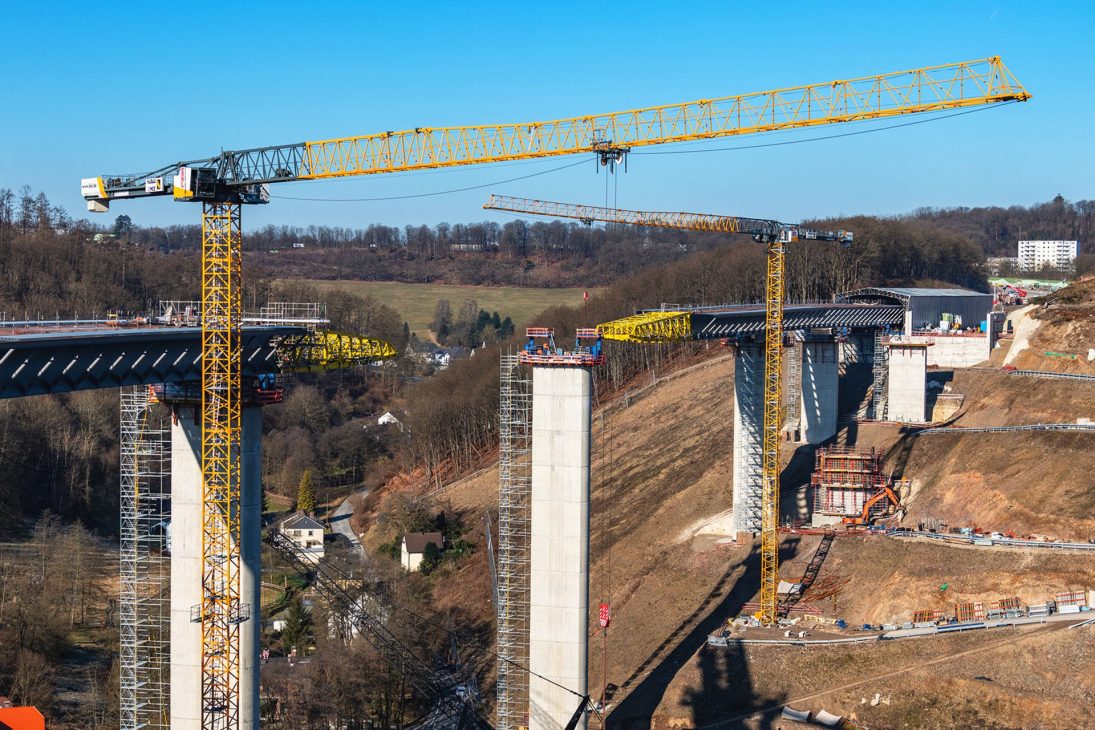 Liebherr 340 EC-B 16 flat-top cranes on the Rahmede Valley Bridge replacement on the A45 motorway