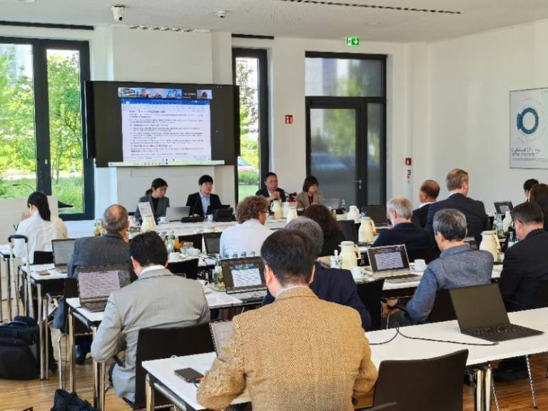 Delegates at the ISO/TC96 crane standards committee meetings in Frankfurt