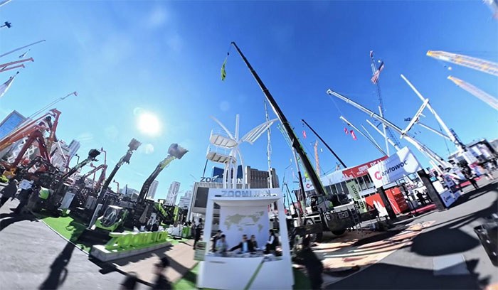 ZRT1500V6 rough terrain crane on the Zoomlion stand in Las Vegas