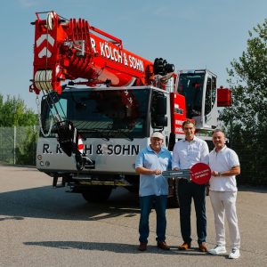 Liebherr LTM 1060-3.1 mobile crane handover to Richard Kölch & Sohn in Ehingen