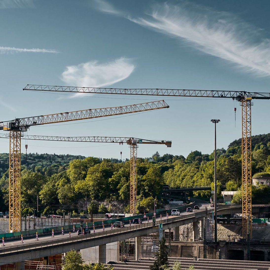 Liebherr 520 EC-B 20 Fibre flat-top crane lifting over live railway lines in Ulm