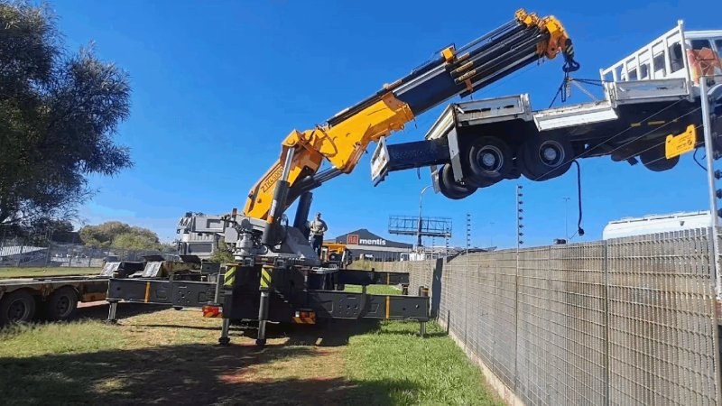 Zoomlion ZTK45000 knuckle-boom truck crane on a solar project in South Africa