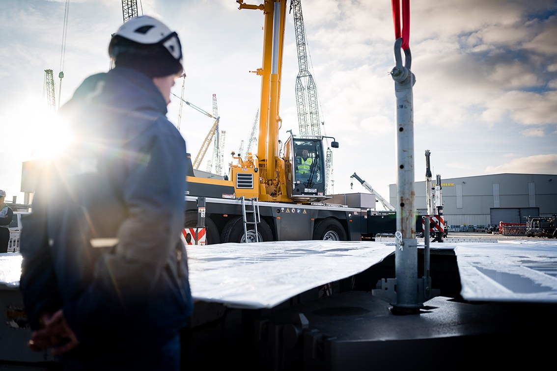 Crane operator competing in the Liebherr Game of Cranes competition