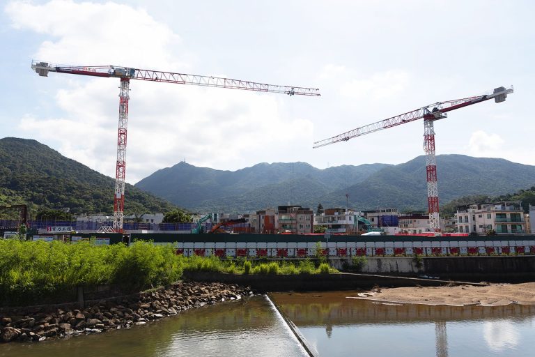 Liebherr NC-B 12-70 flat-top tower crane on the Ho Chung residential site in Sai Kung, Hong Kong