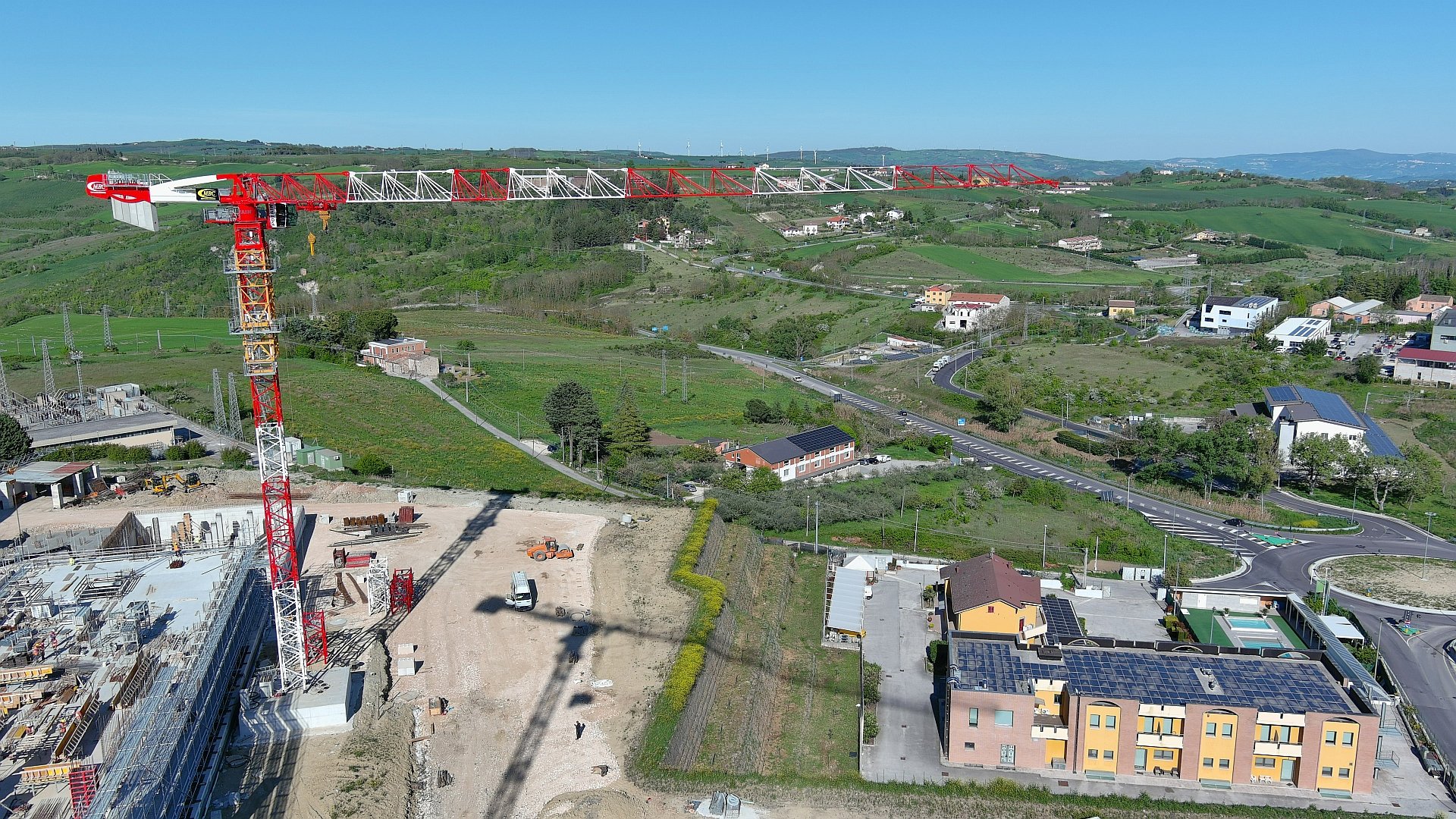 Potain and Grove cranes building the Mulino Caputo milling facility in Italy