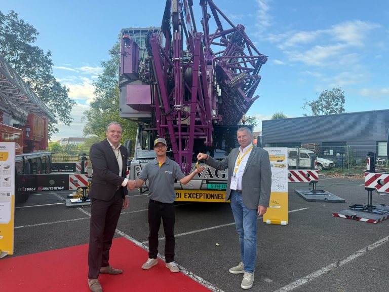 Purple Spierings SK1265-AT5 eLift mobile tower crane of HR Levage at the key handover